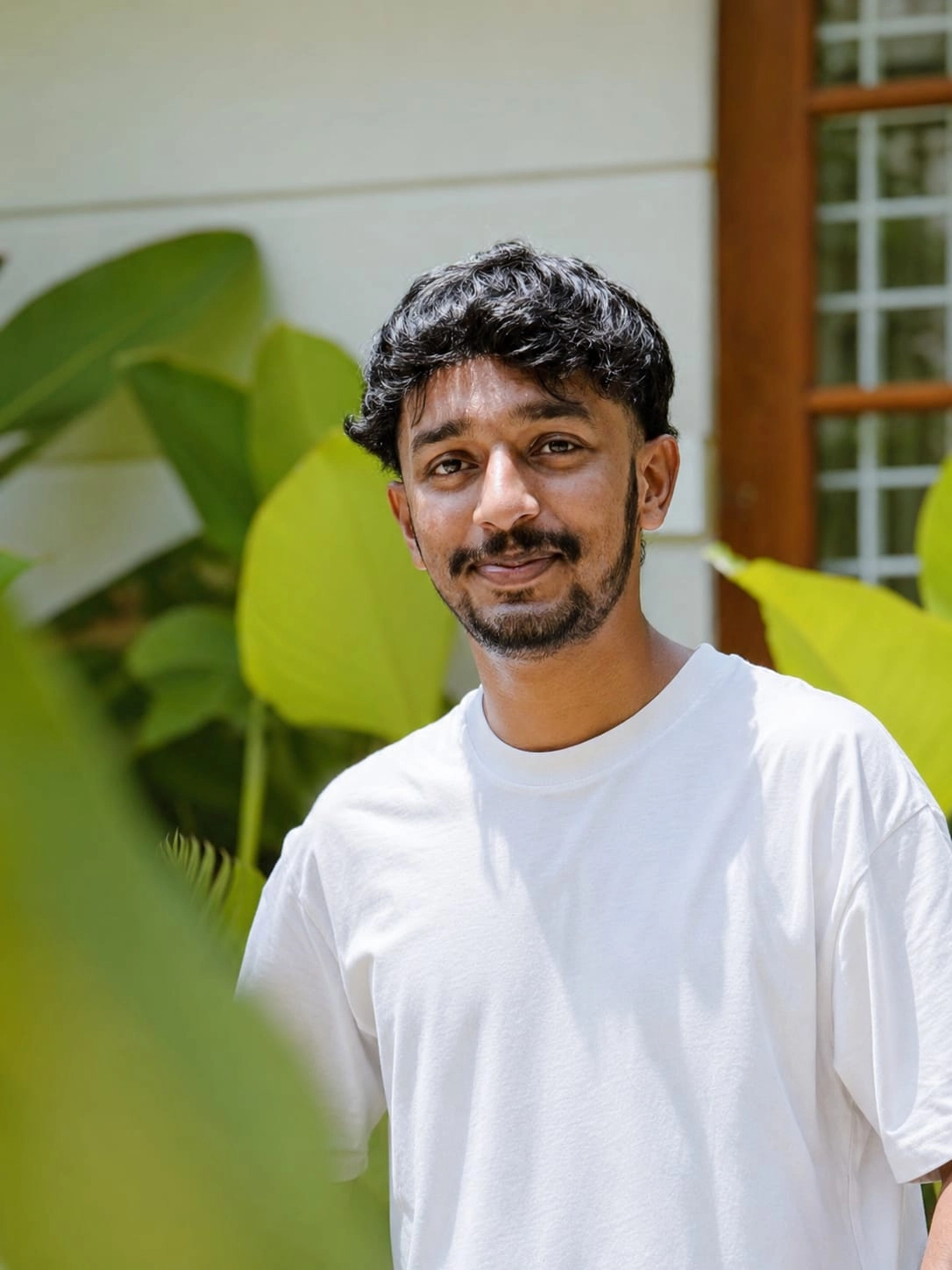 smiling at good look Freelance seo expert in Malappuram